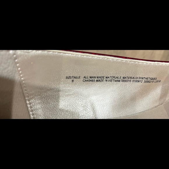 Childrens place girls red dress shoes! Size 6 - Picture 5 of 5